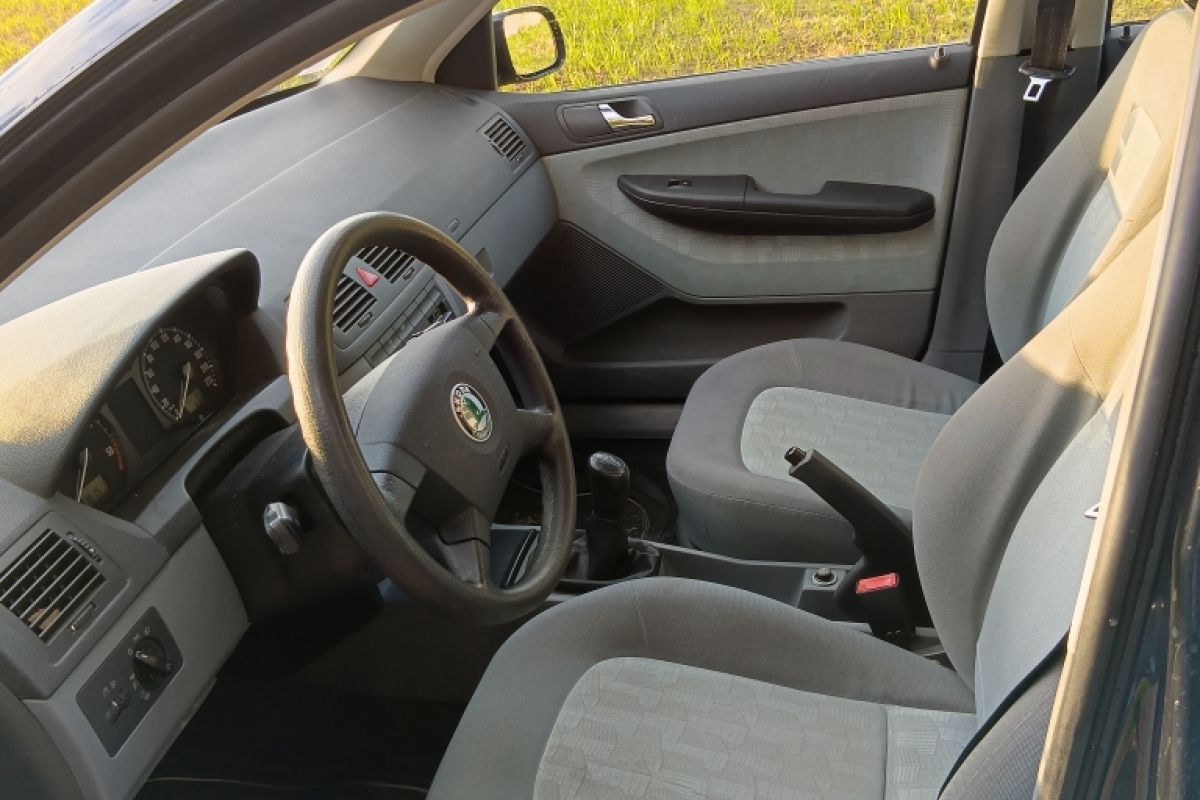 Photo 3 Skoda Fabia break 1.9 TDI Confort  CT ok