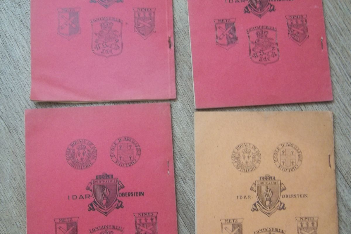 Photo 3 lot revues officiers artillerie années 50 collection militaire