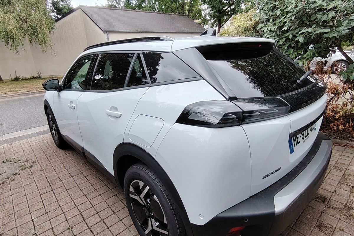 Photo 3 Peugeot 2008 100 Allure
