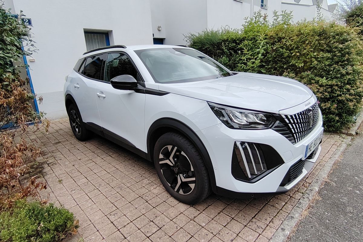 Peugeot 2008 100 Allure