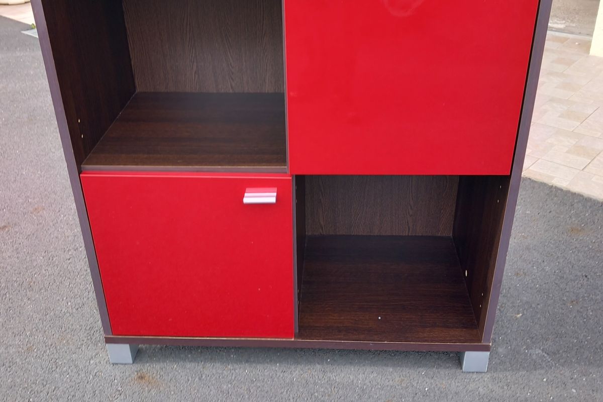 Très joli meuble