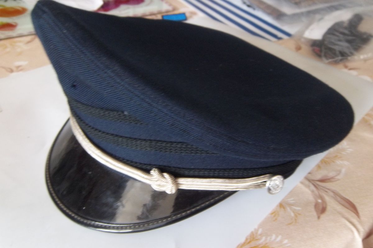 Casquette Canadienne collection militaire équipement coiffe