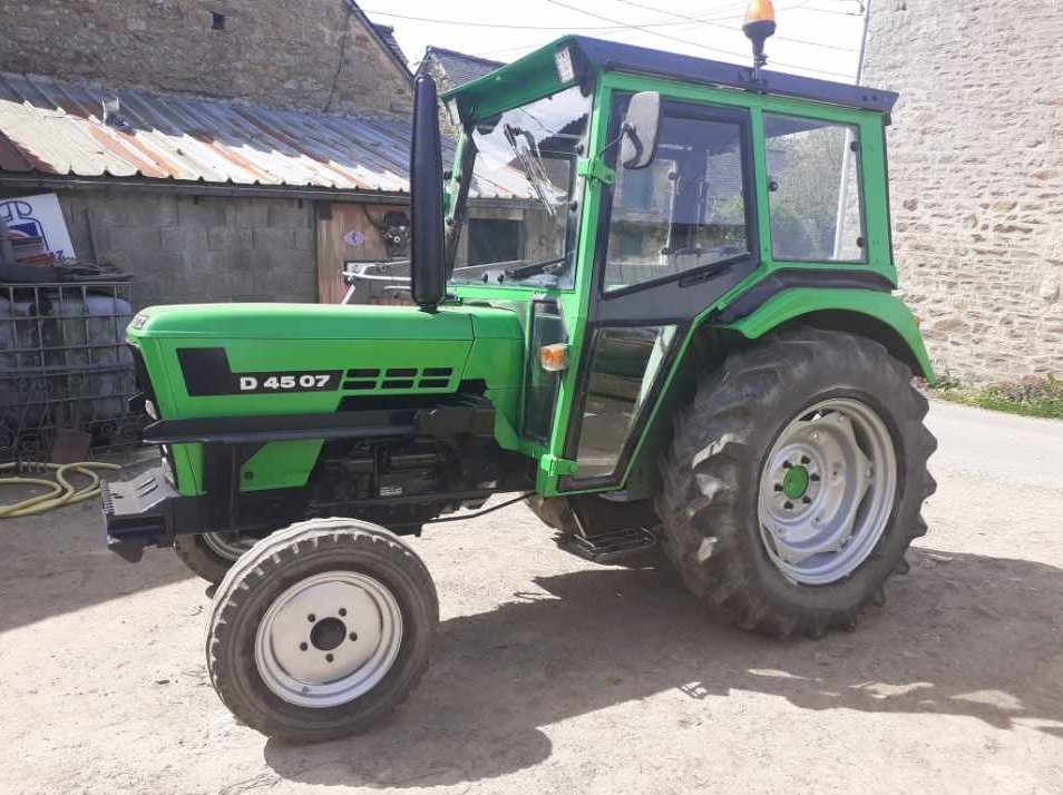 Photo 2 Tracteur Deutz 4507