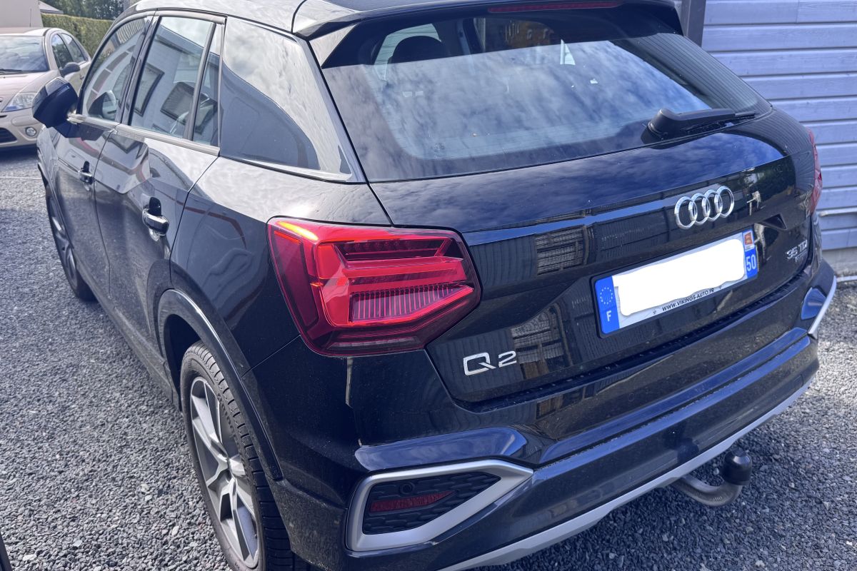 Photo 2 Q2 35 TDI 150 cv Quattro, 09/2021, Design Luxe