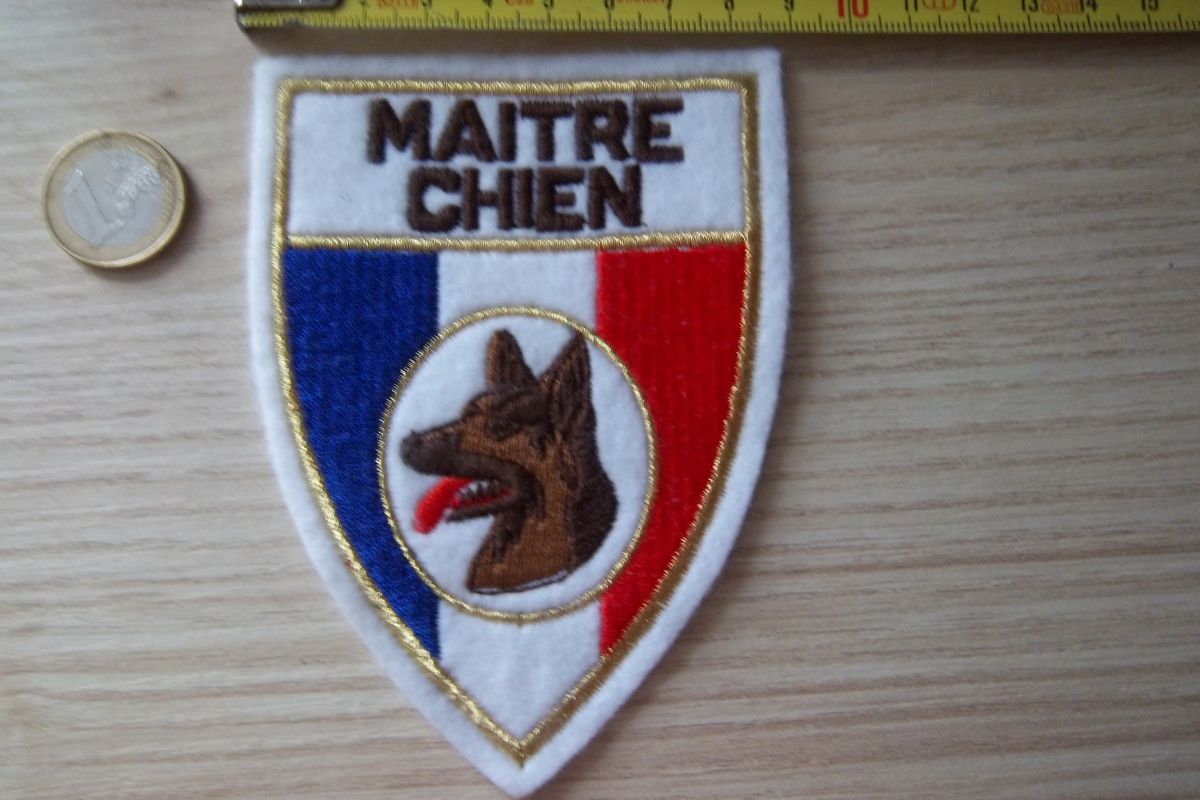 Photo 2 Ecusson maître chien insigne collection vintage 