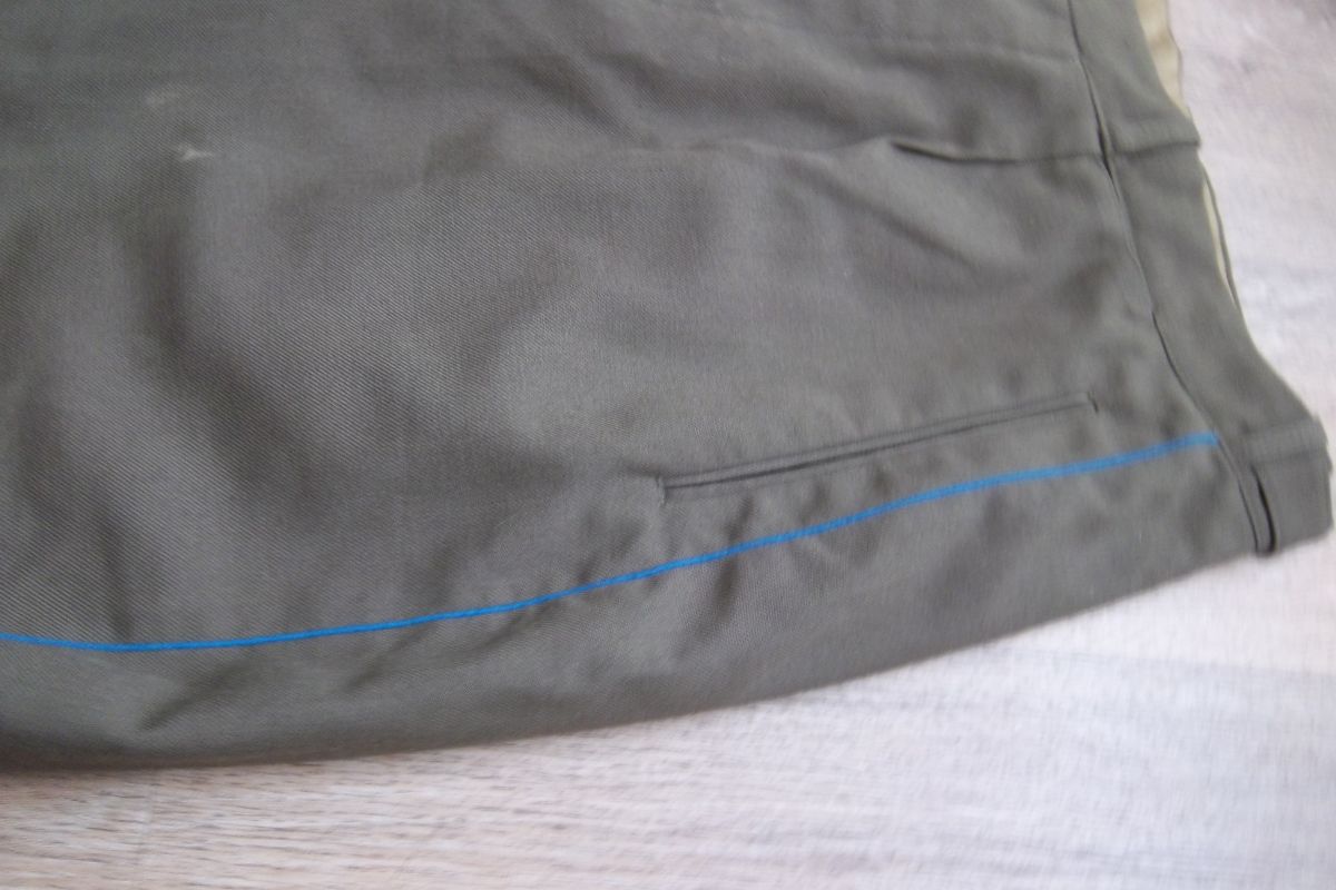 Photo 3 Pantalon uniforme militaire URSS liseré bleu équipement
