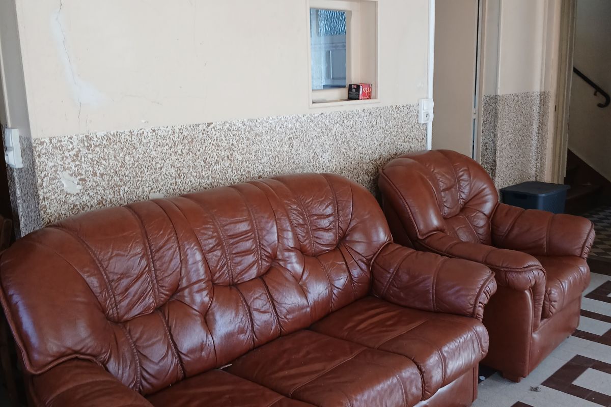 Vends canapé + 2 fauteuils cuir