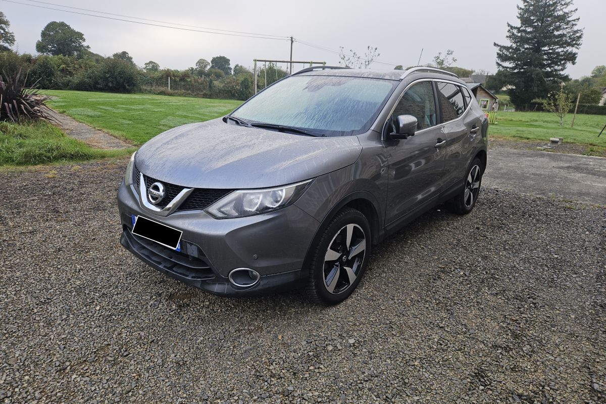NISSAN QASHQAI DIESEL 2017