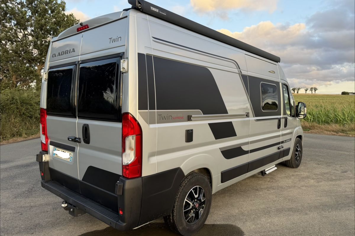 Photo 2 Adria Twin 600 suprême Full options