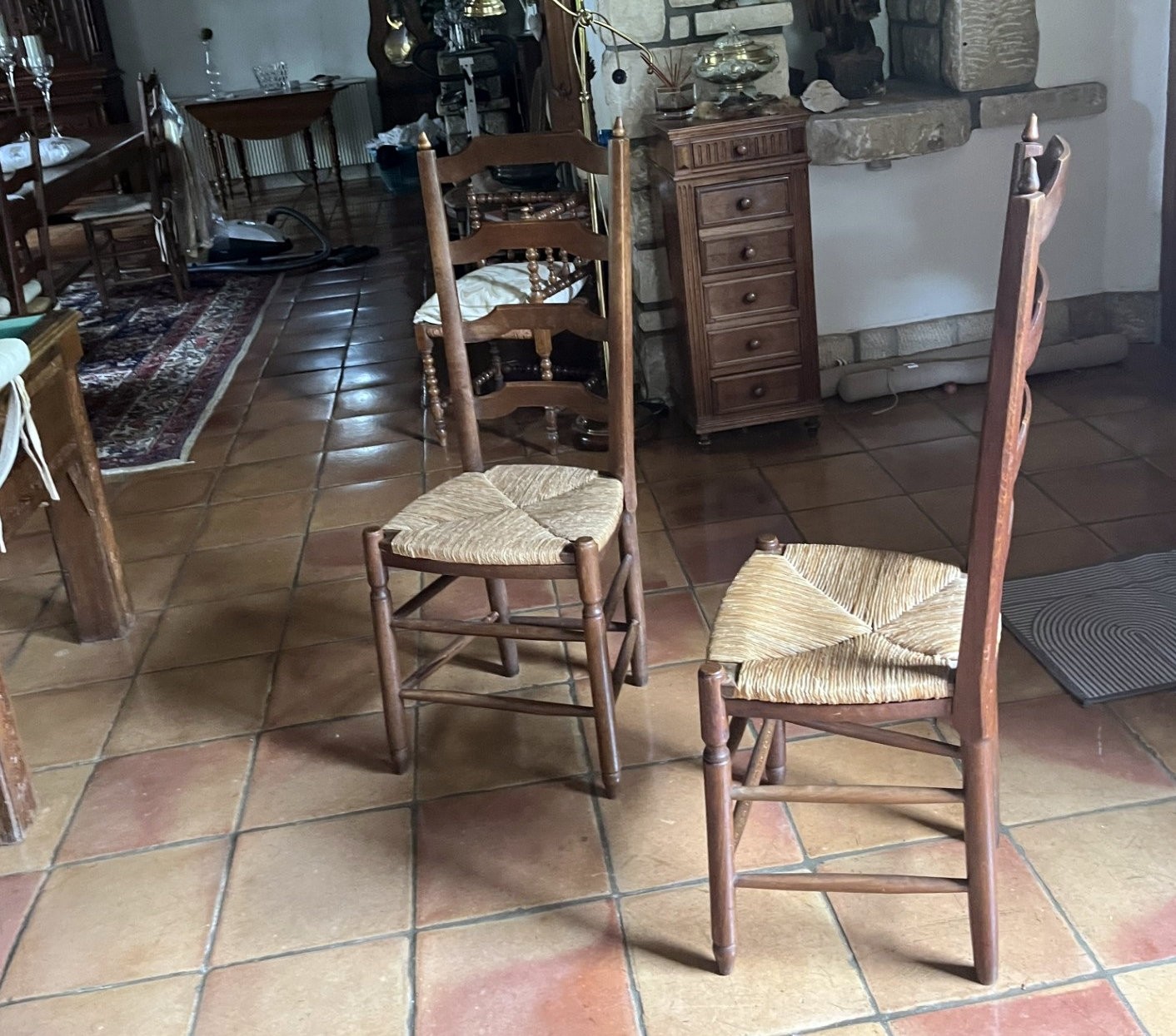 8 chaises