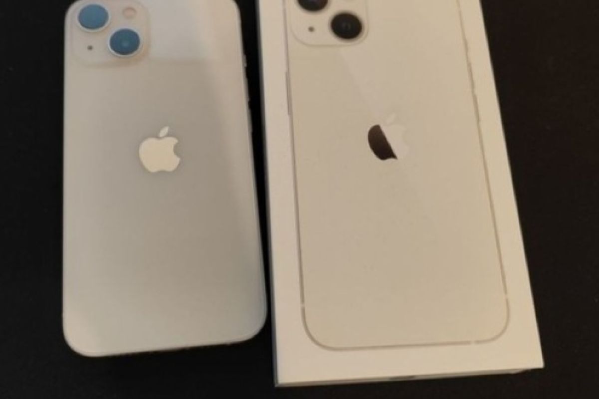 Photo 2 iPhone 13 128GO Blanc Cergy 