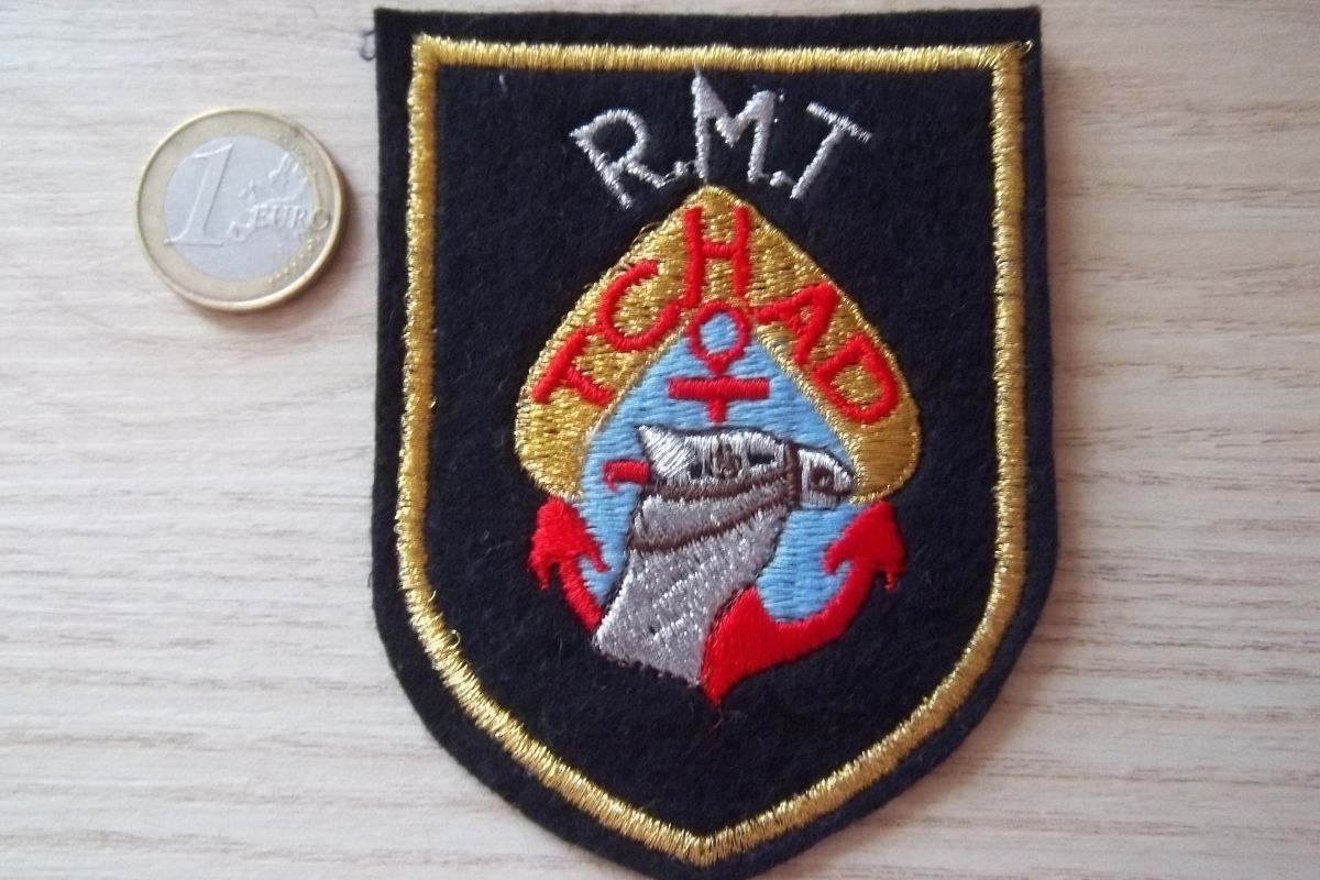 écusson infanterie RMT Régiment de Marche du Tchad insigne collection