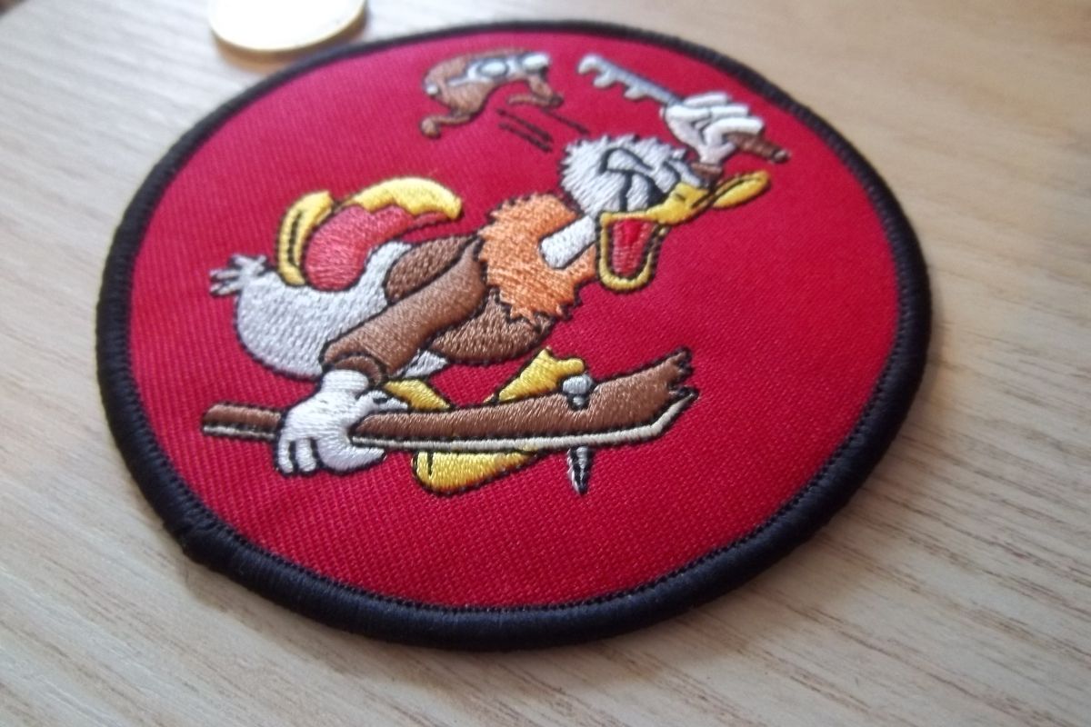 Photo 2 écusson Donald Duck 309th Fighter Squadron US Army Airforce USAAF
