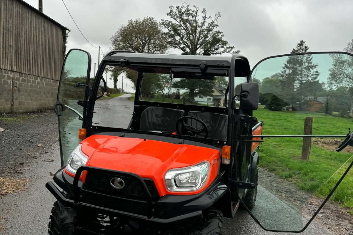 KUBOTA RTV 1110 