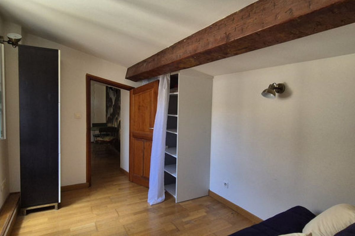 Photo 2 Studio meublé Paris 14ème