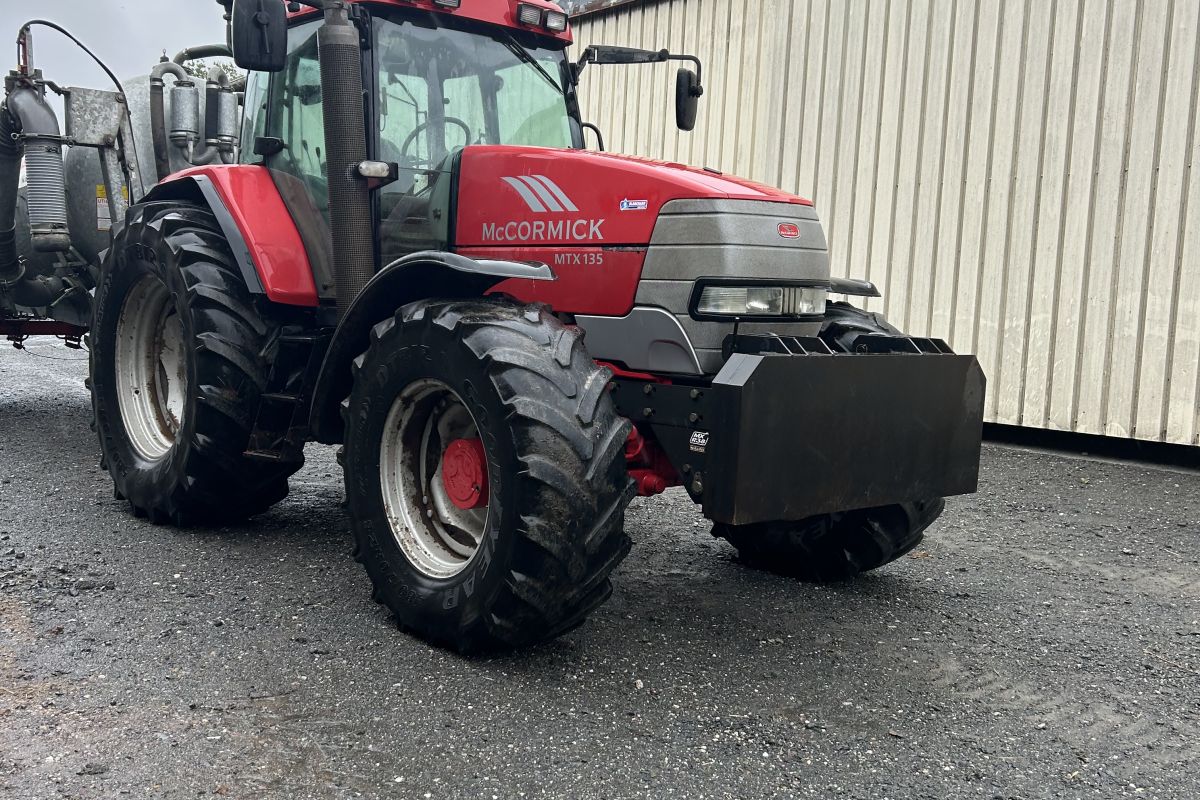 Photo 2 Mc Cormick mtx135
