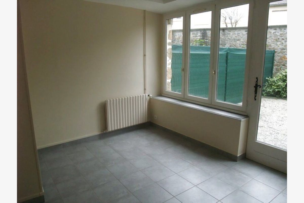 Cabinet Faudais, Coutances. Tél. 02.33.45.07.57