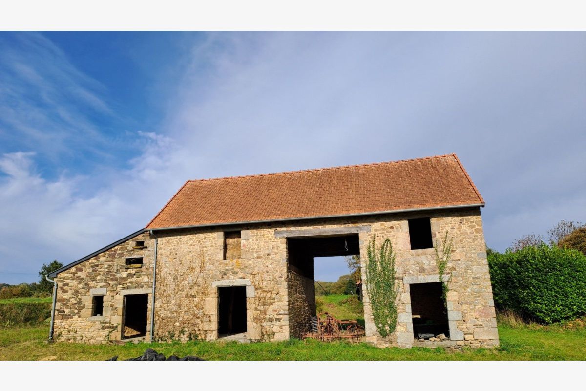 Me Legros, notaire, Sartilly-Baie-Bocage. Tél. 02.33.89.20.5