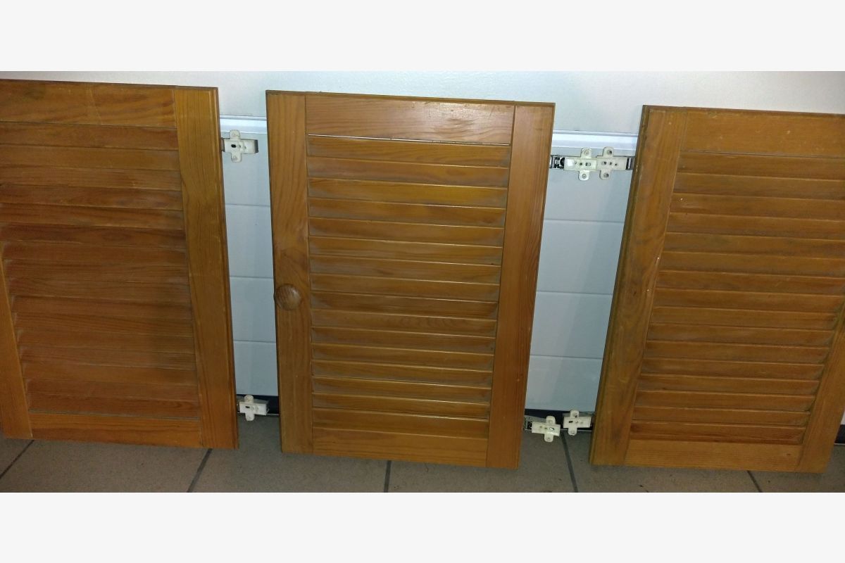 Portes de meuble de rangement