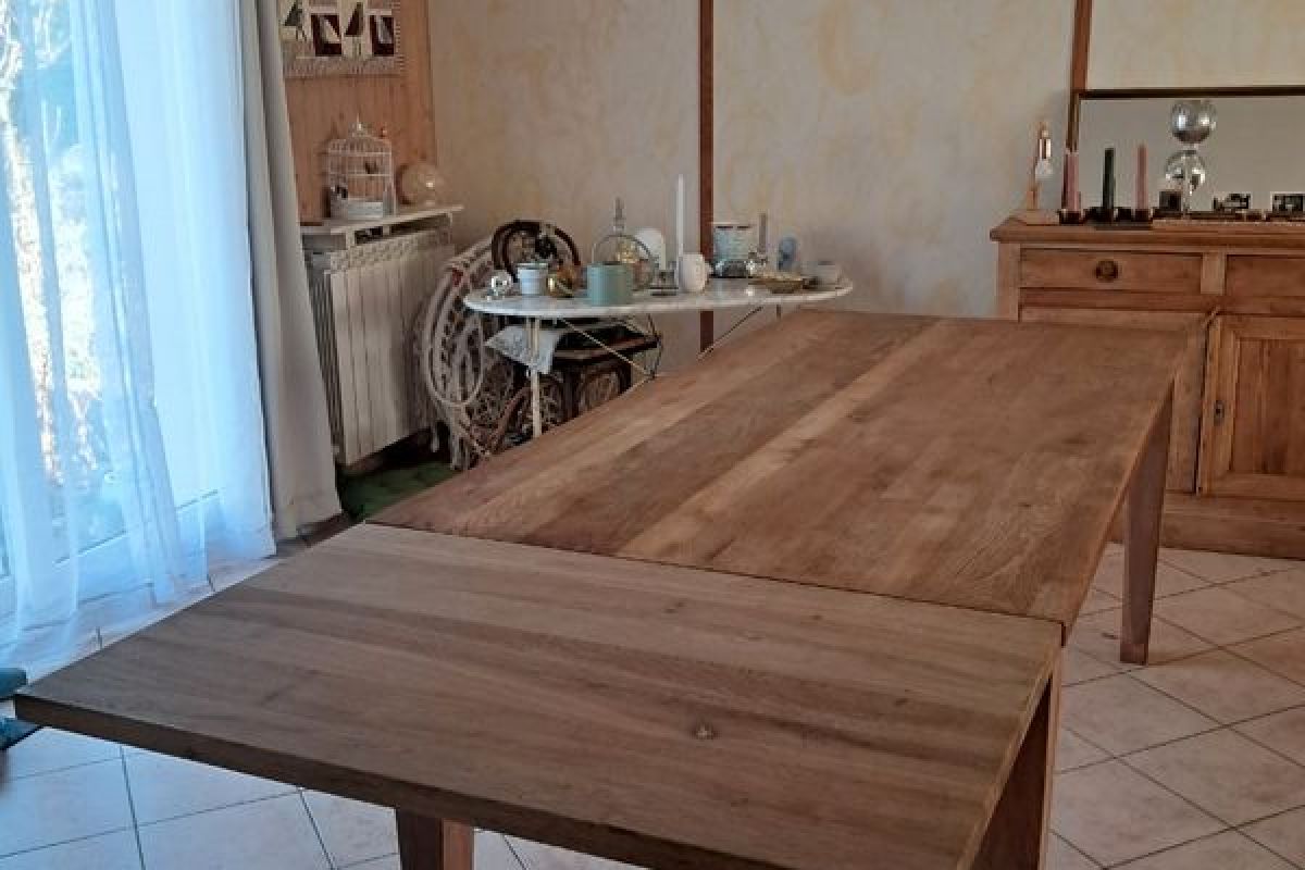 Photo 2 Table à manger