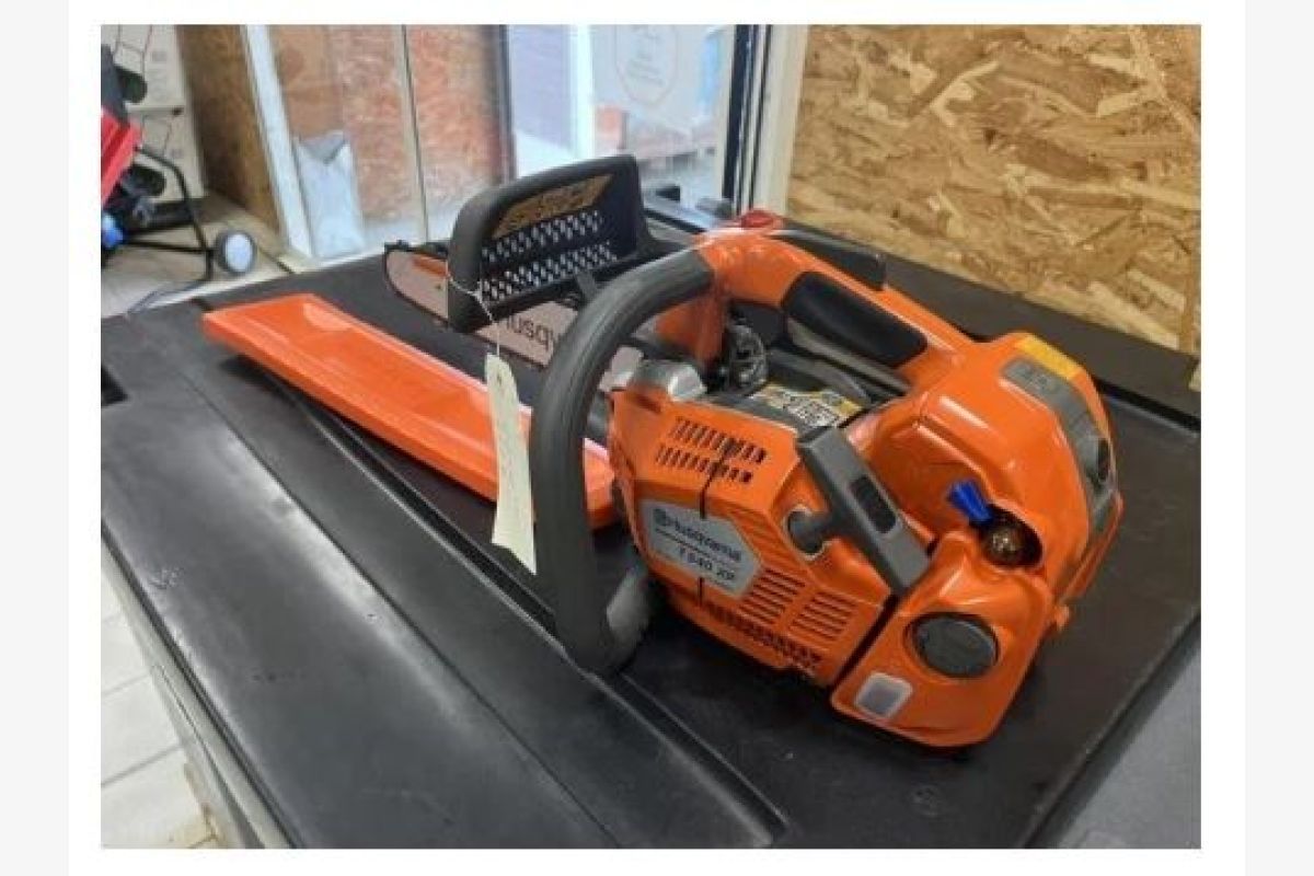 Tronçonneuse Husqvarna