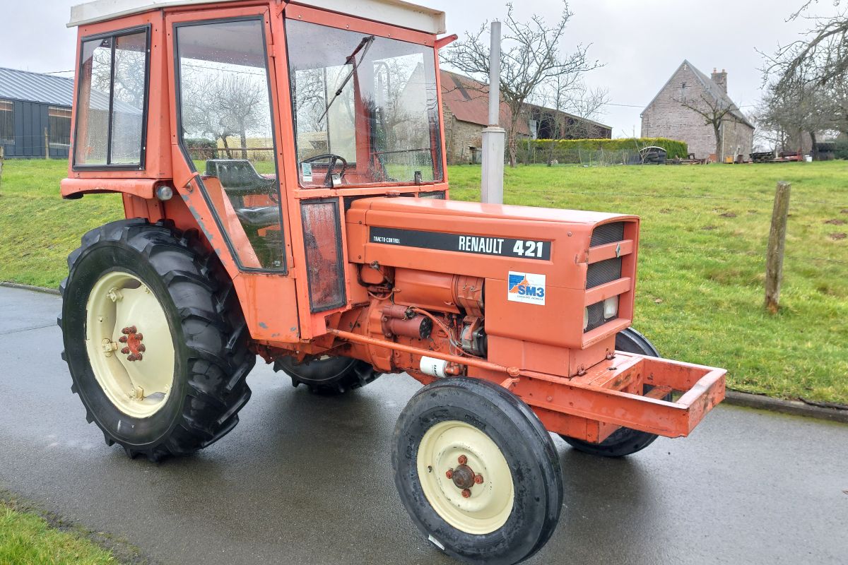 Renault 421