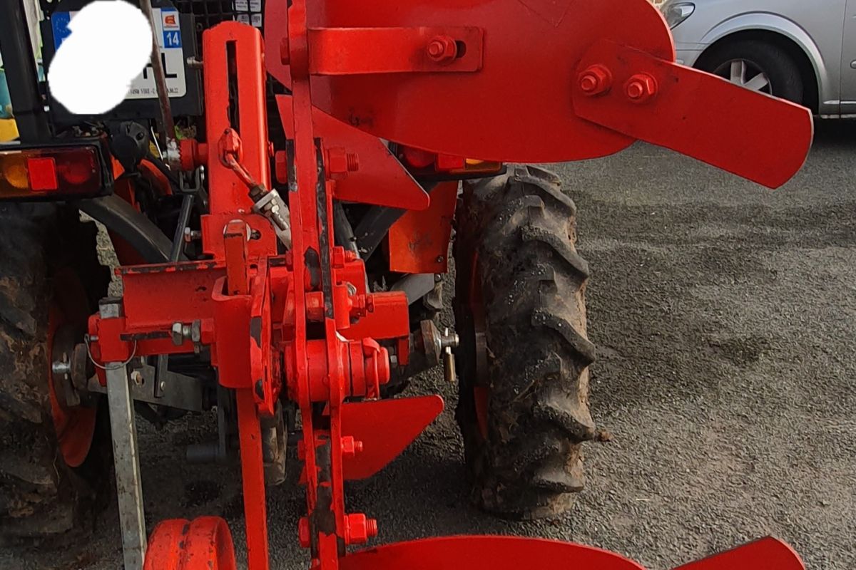 Photo 3 Charrue Colombia pour micro tracteur 