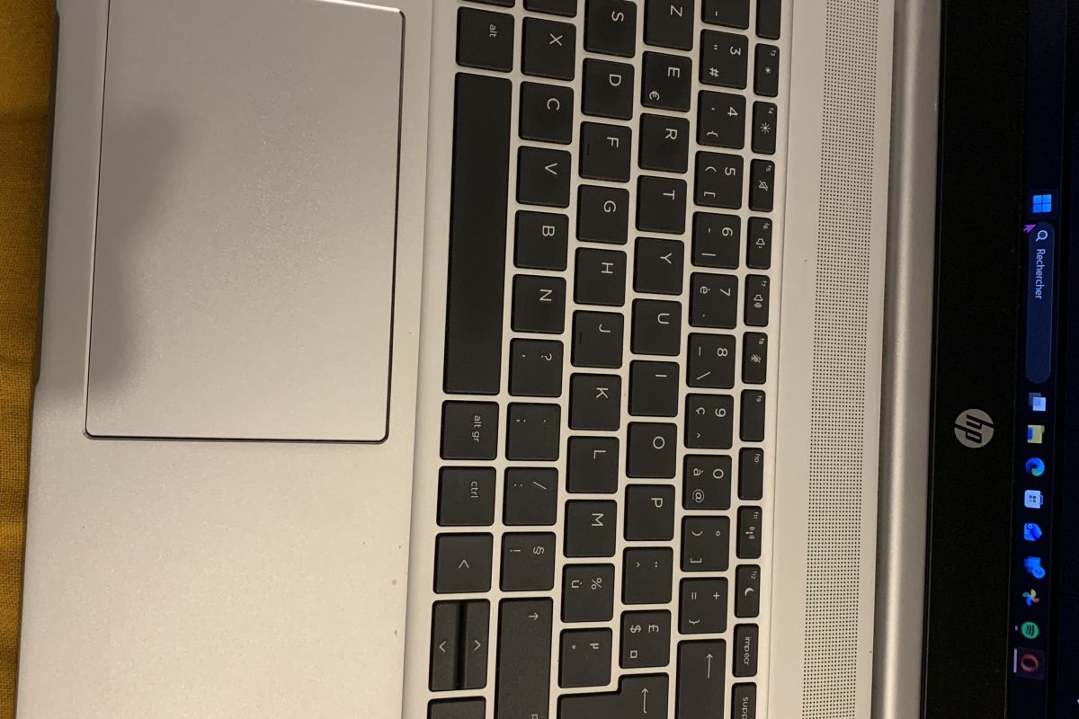 Photo 2 Ordinateur portable à vendre 