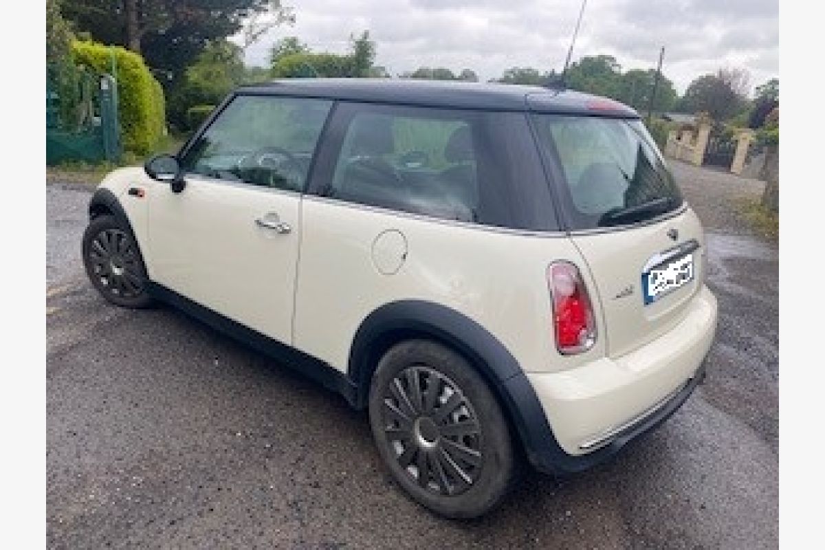 Mini Cooper 1.6