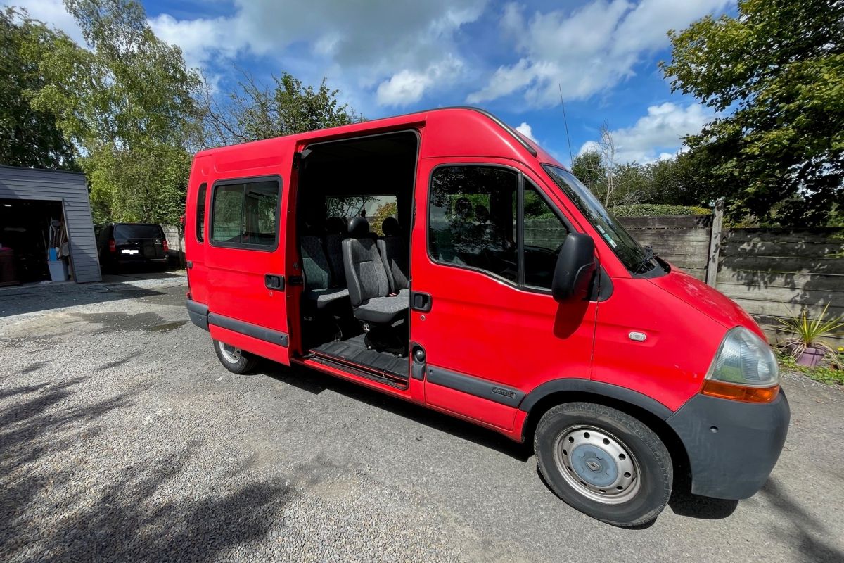 Renault Master 9 places