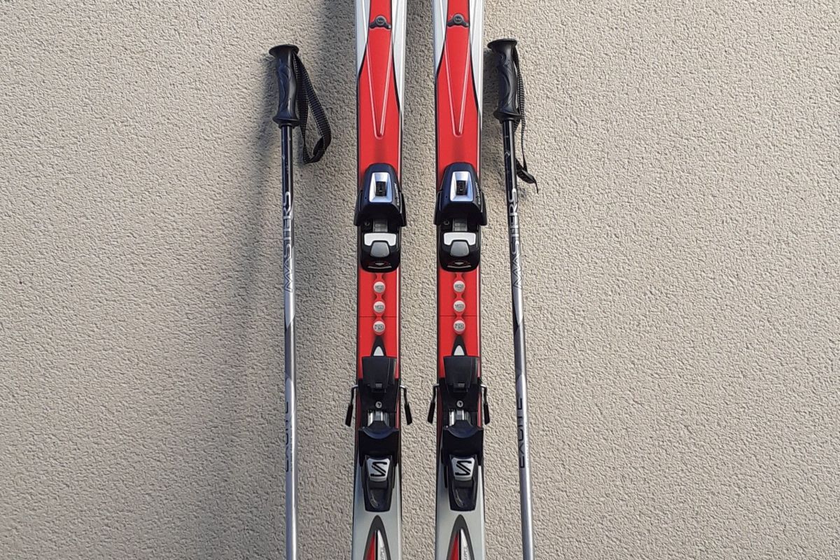 Ensemble skis alpins