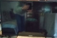 Télévision Samsung plat