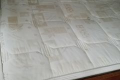 MATELAS BIEN FERME