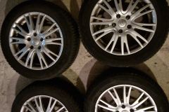 Jantes alu équipées pneus neige