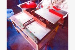 Machine à bois avec scie sur table