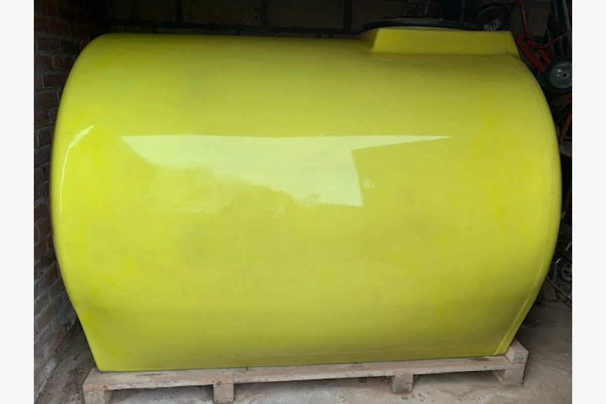 CUVE À FUEL PLASTIQUE 3000 l  - 109660_0.jpg