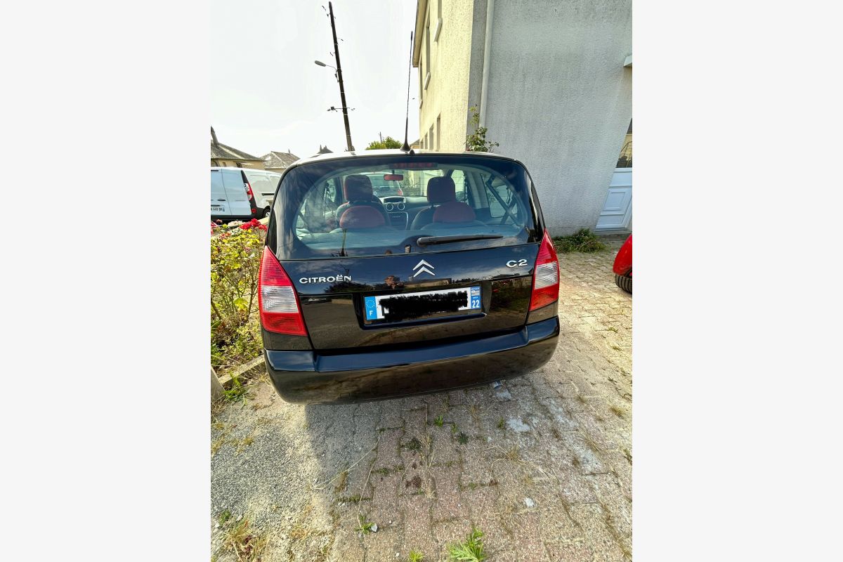 Vends Citroën C2 1,4i Virginméga - 114148_1.jpg