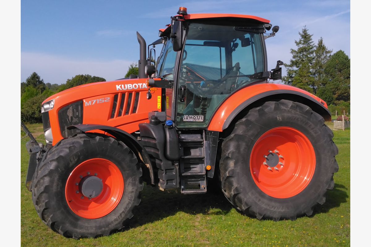 Tracteur KUBOTA M 7152 - 115066_0.jpg