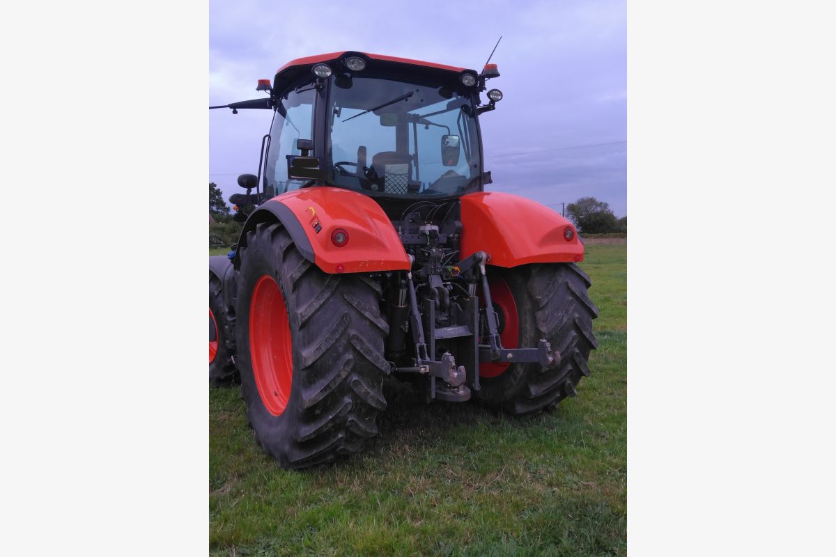 Tracteur KUBOTA M 7152 - 115066_1.jpg