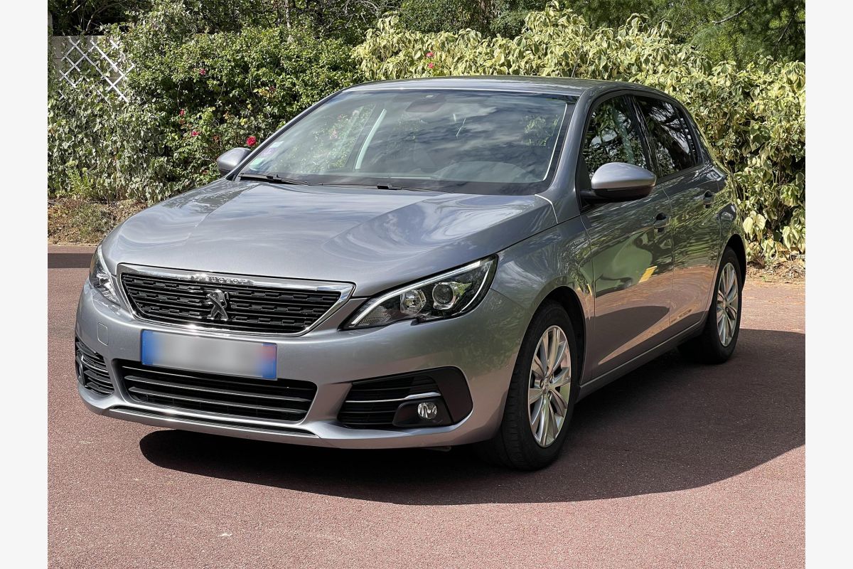 Peugeot 308 Style 130 cv 2e Génération 2018 - 115868_0.jpg