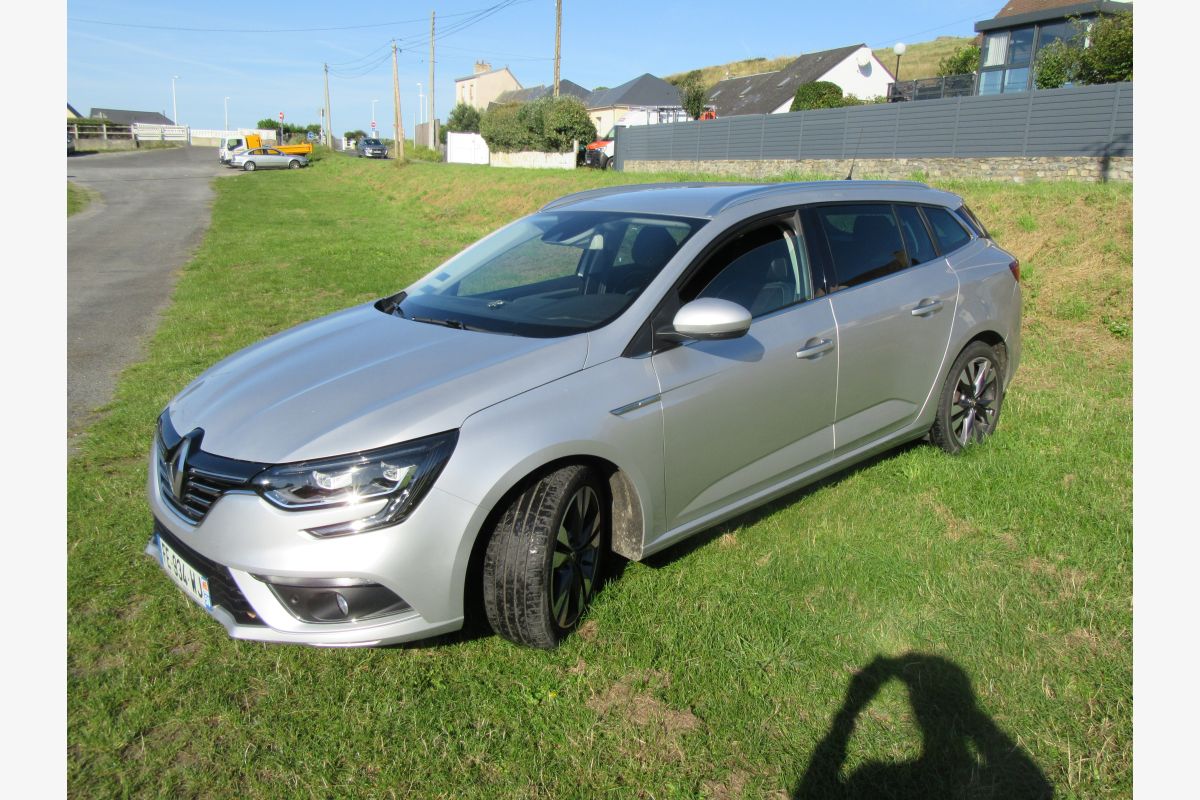 Renault Megane estate IV - 123533_0.jpg