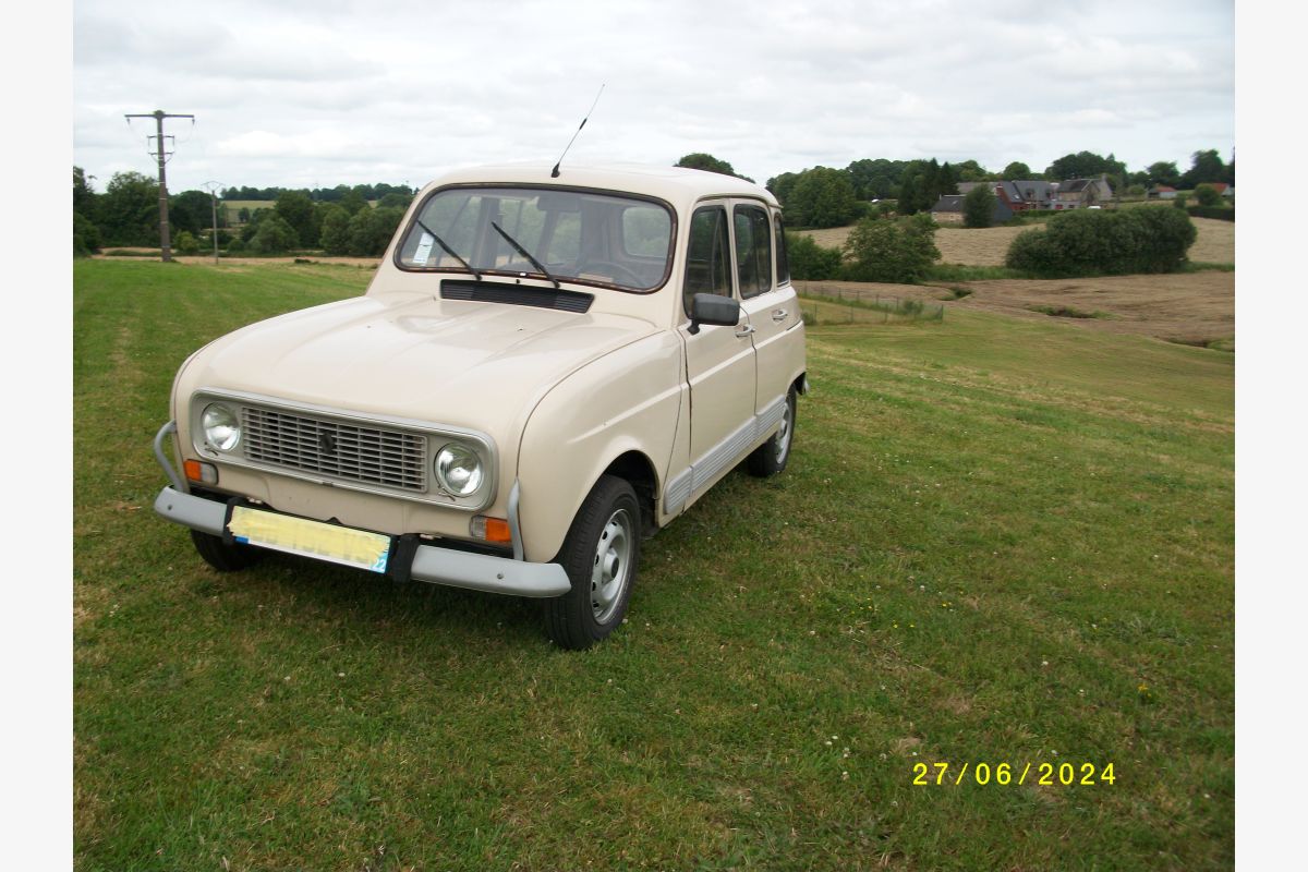 Renault 4 L GTL - 123546_0.jpg