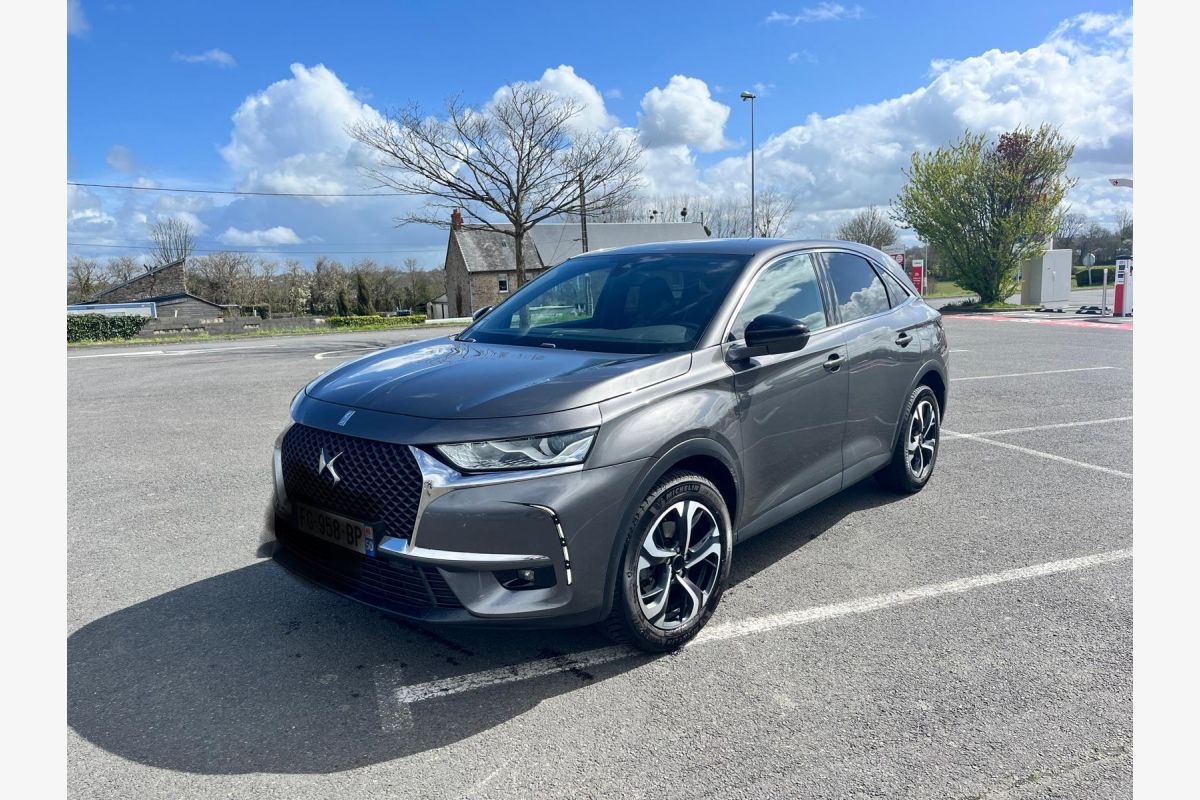 DS7 Crossback 1,6 l 225 cv  - 123608_0.jpg