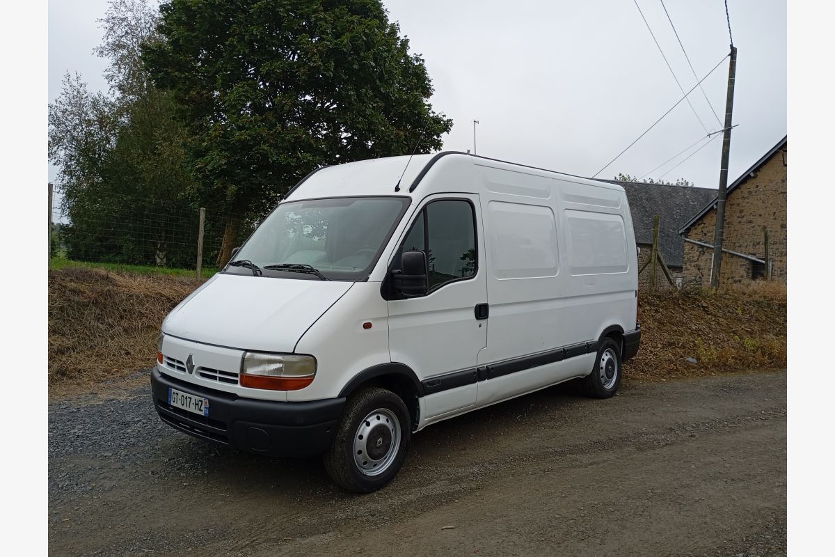 Renault Master 2.2 dci h2l2 110584 km - 125334_0.jpg