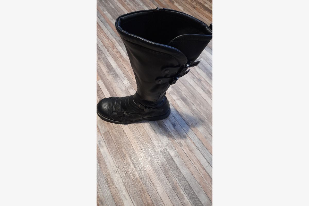 A vendre  bottes cuir - 126468_0.jpg