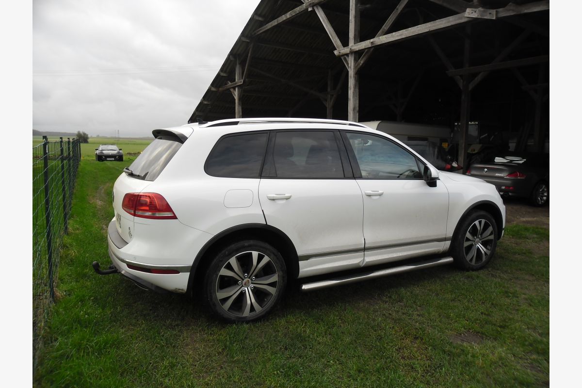 VW Touareg - 126508_1.jpg