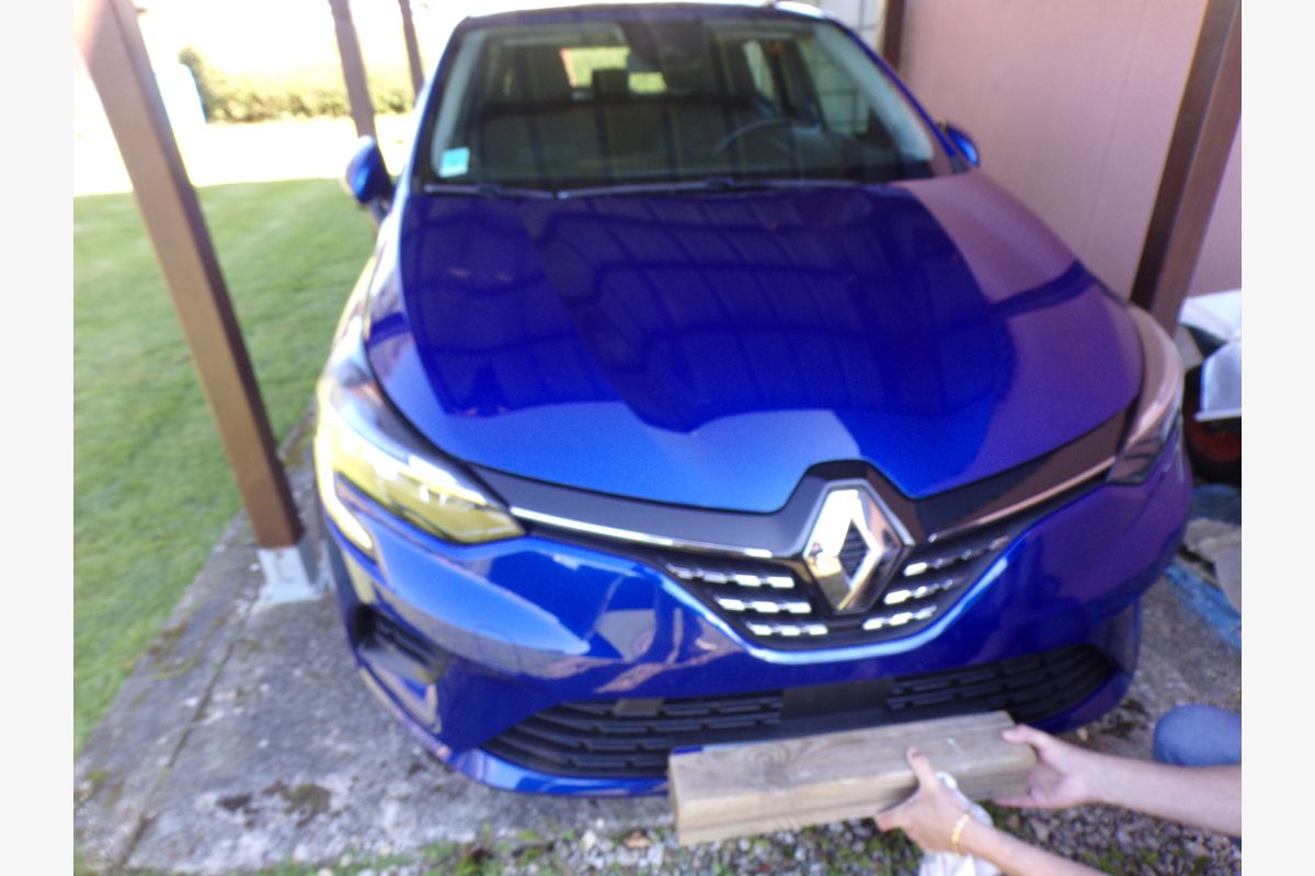 Vends Clio - 126753_0.jpg