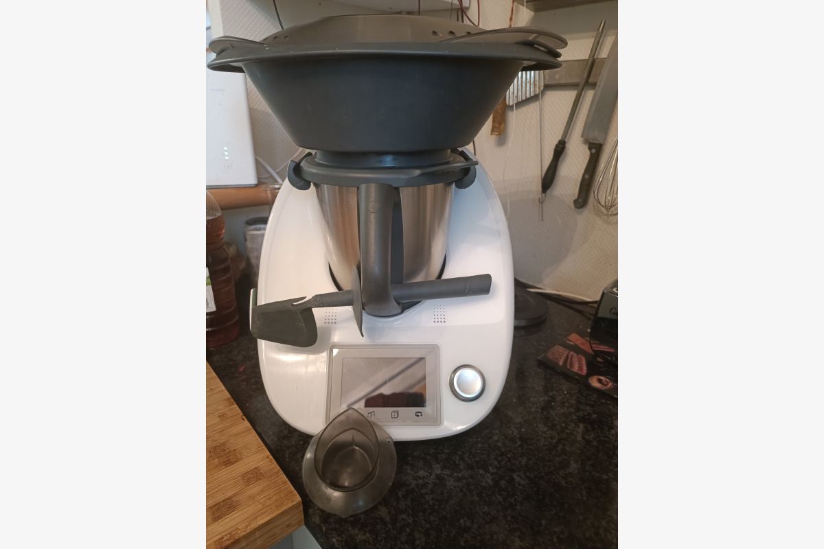 Thermomix connecté TM5 très bon état  - 135893_0.jpg