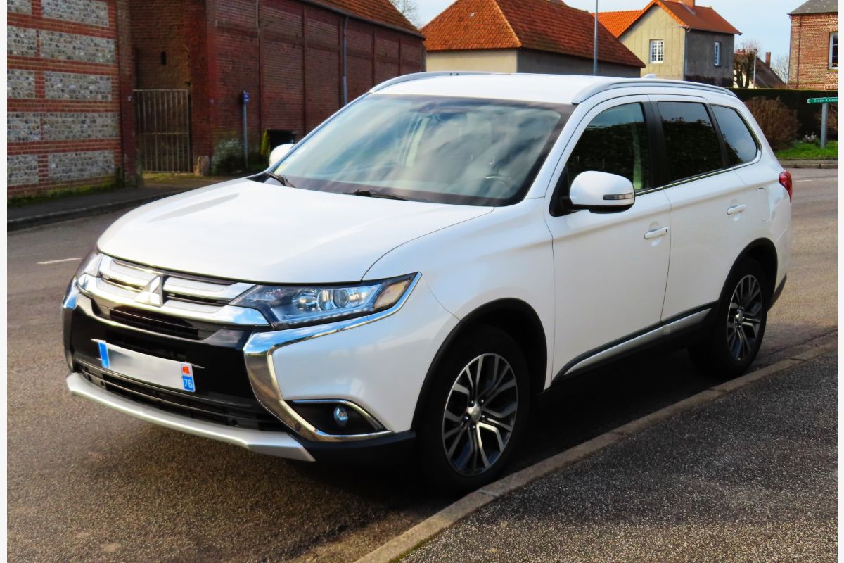 MITSUBISHI OUTLANDER 4WD DIESEL 83000 KMS 2018 - 136663_2.jpg