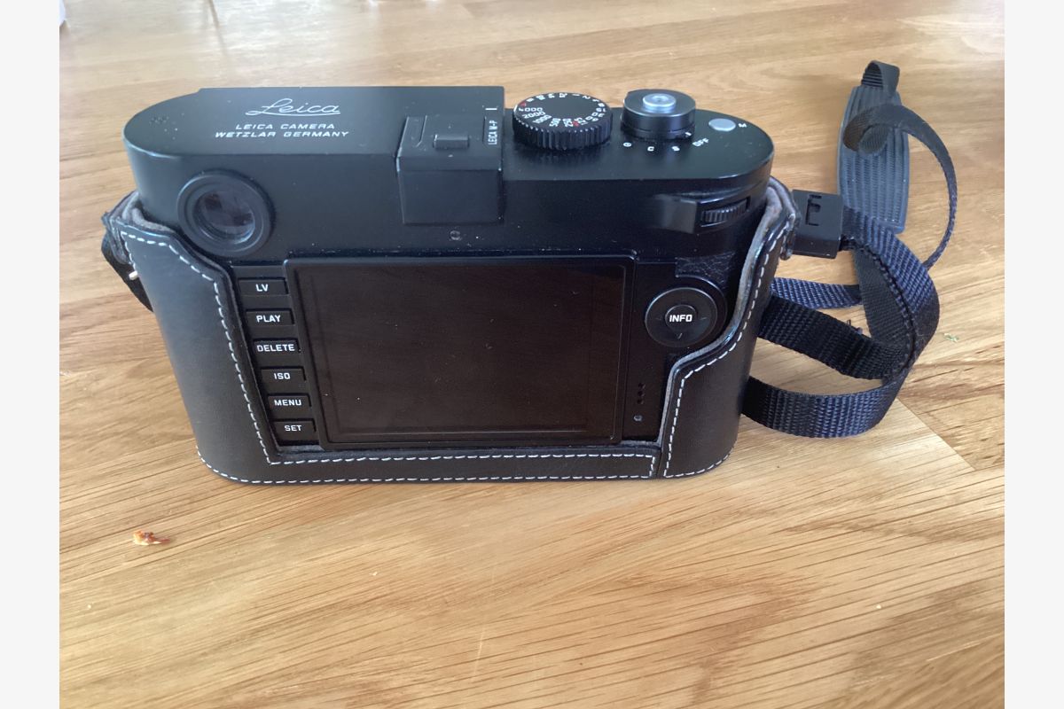 LEICA MP 240 - 148569_6818db018f27d5-23499302.jpg